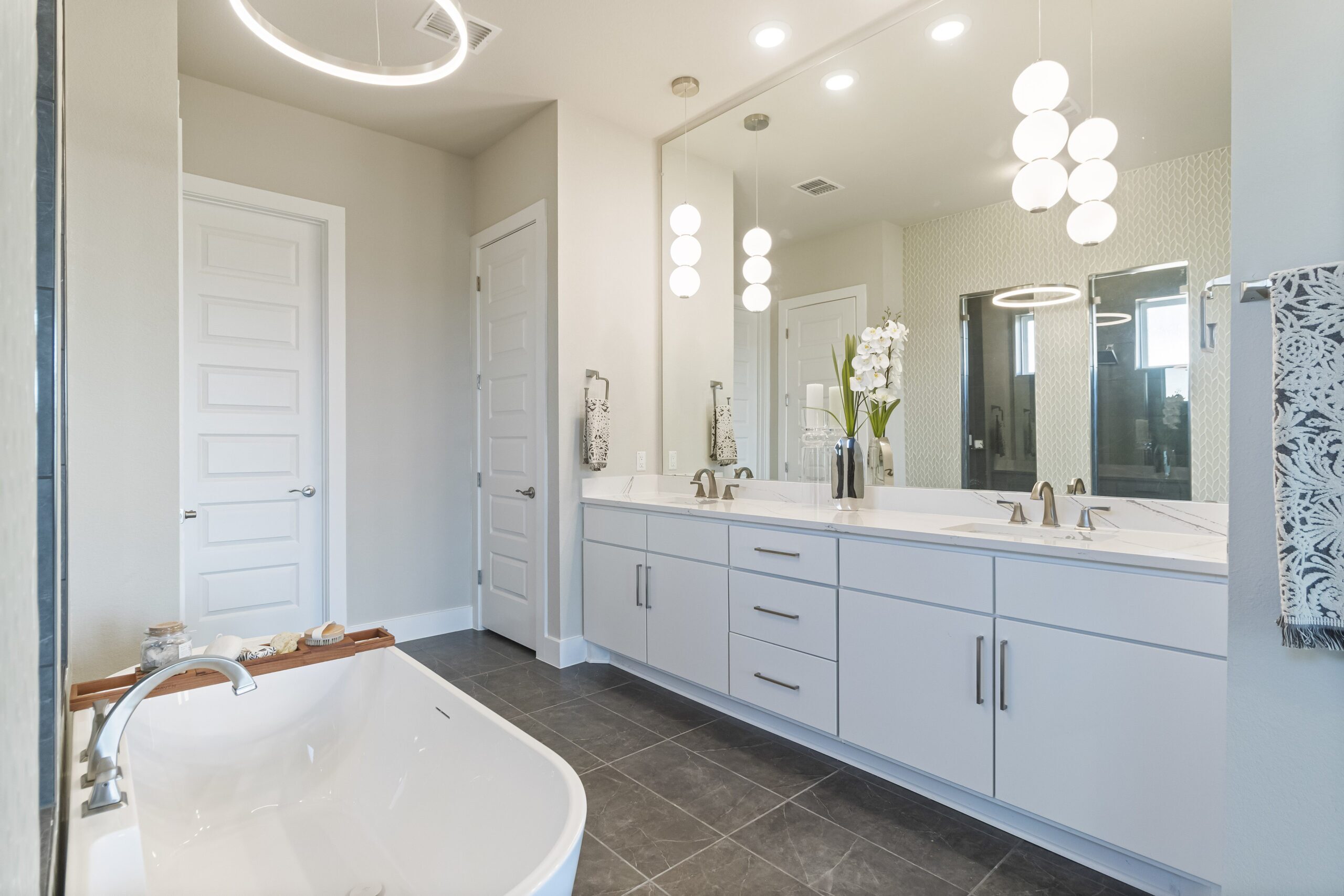 gfo home bathroom at Crescent Bluff community