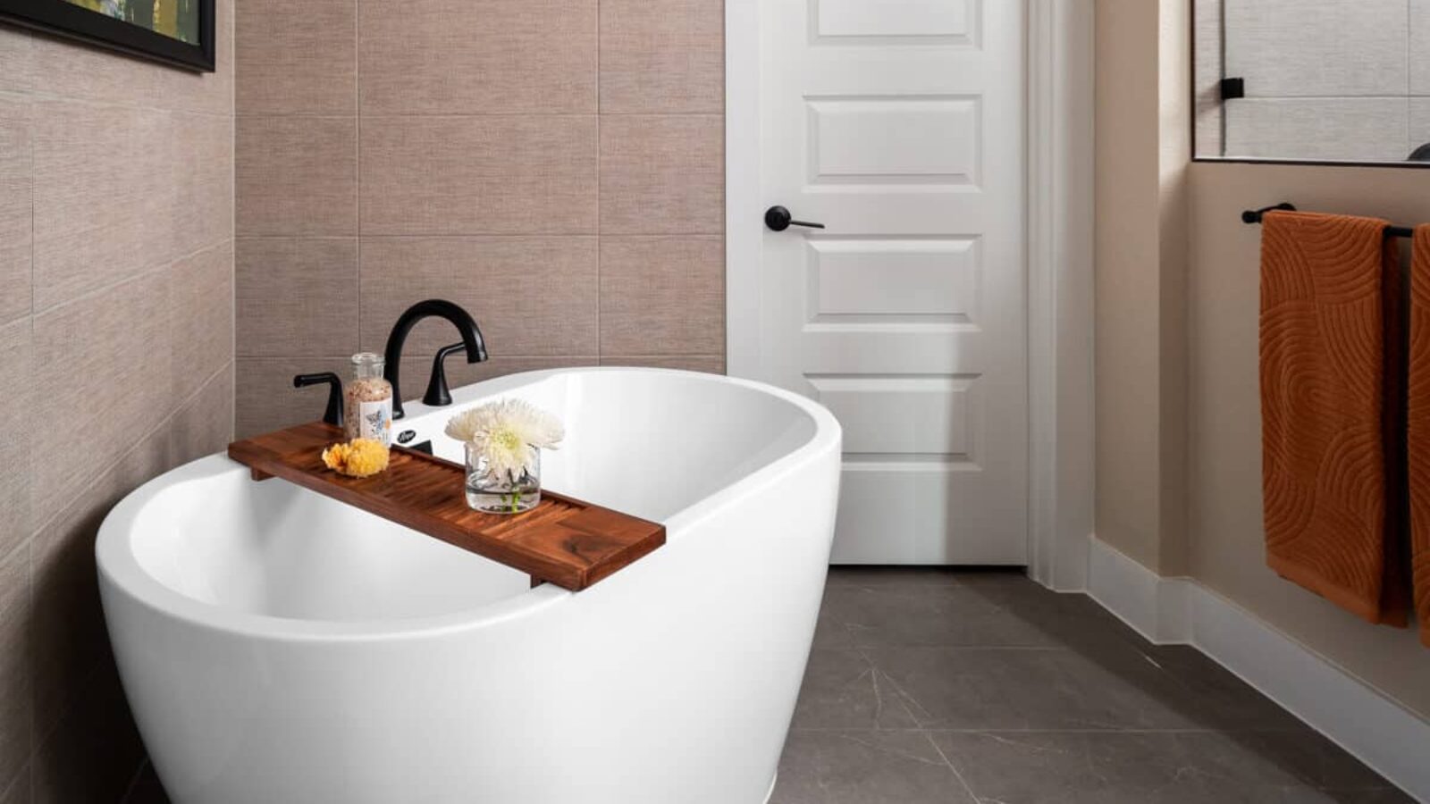 Enclave at Cele McKinley Model Home, bathroom