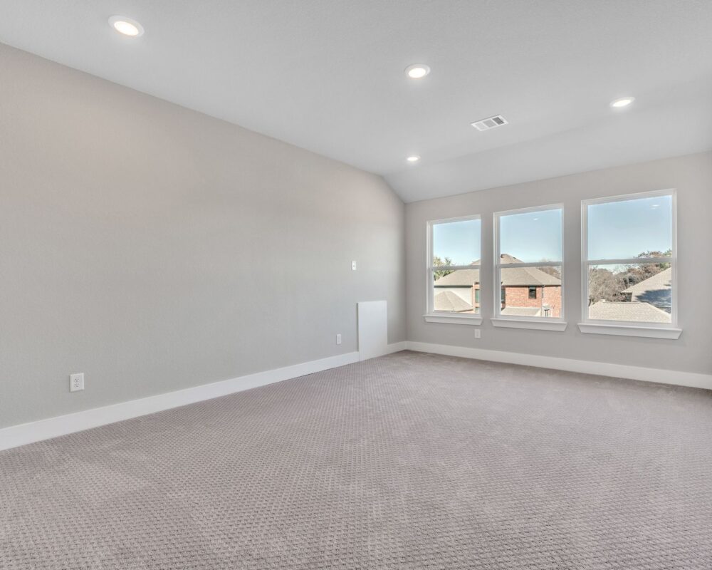 303_Alicia_Ct_Mansfield_TX_76063_USA-Living_room-MHP_5321