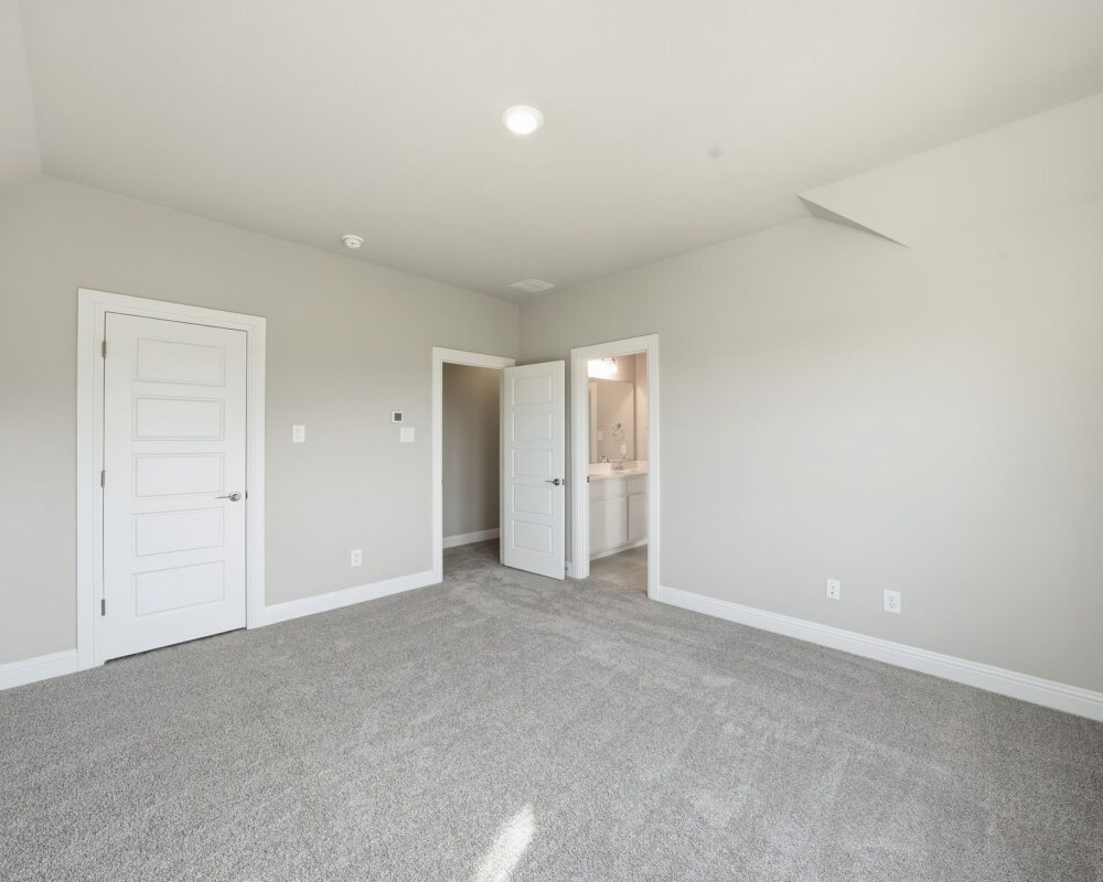 31_14529_Capridge_Rd_Aledo_TX_76008_USA-Bedroom-BEV00990