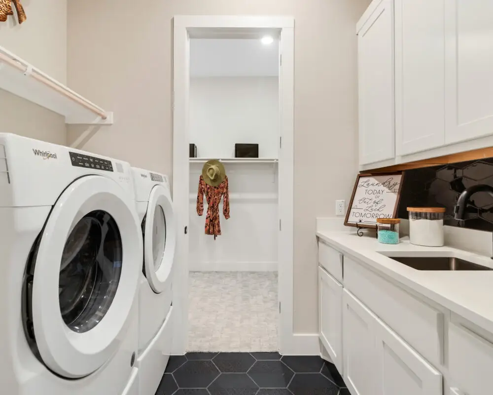 Blackhawk Kennedy Model (2)