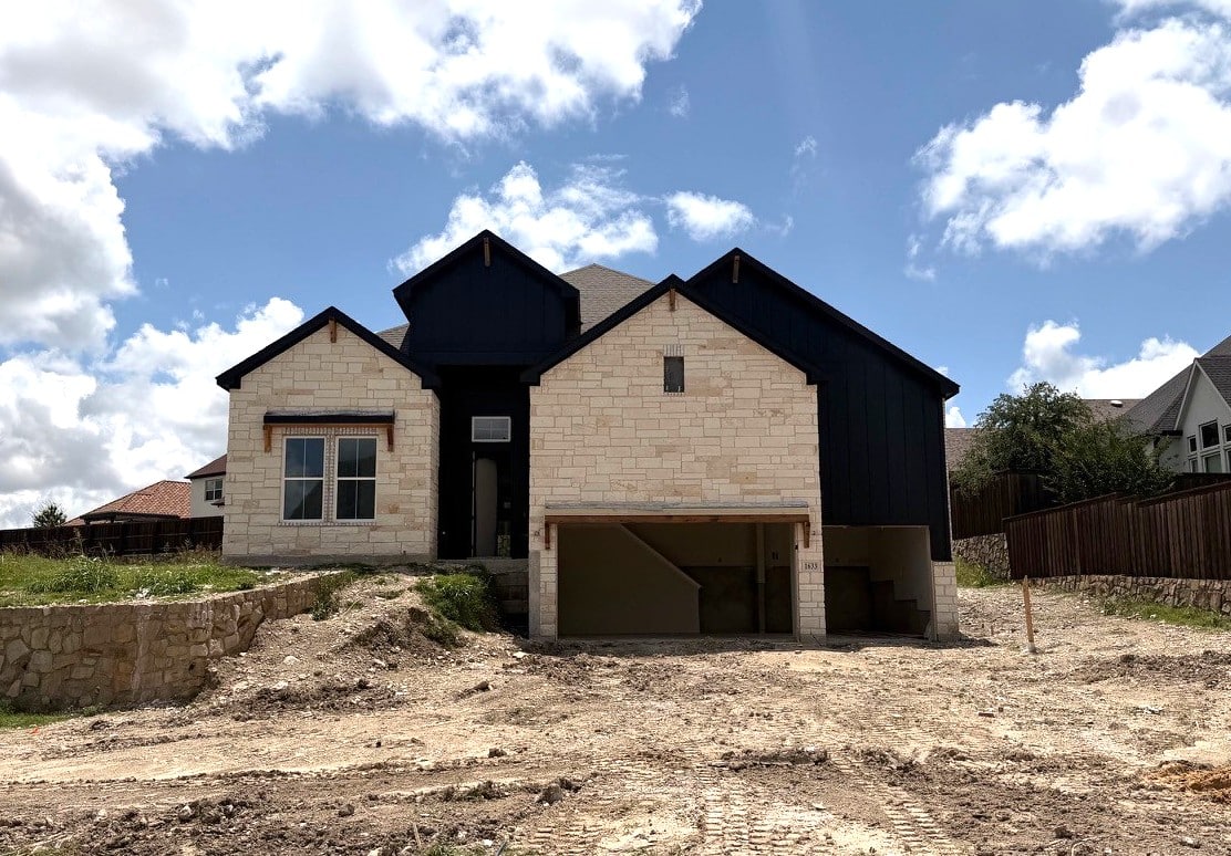 1633 Oak Trail Drive - Walsh Community | GFO Home